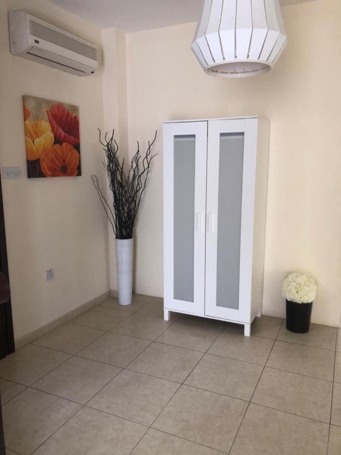 Villa Kot Pyla Luaran gambar